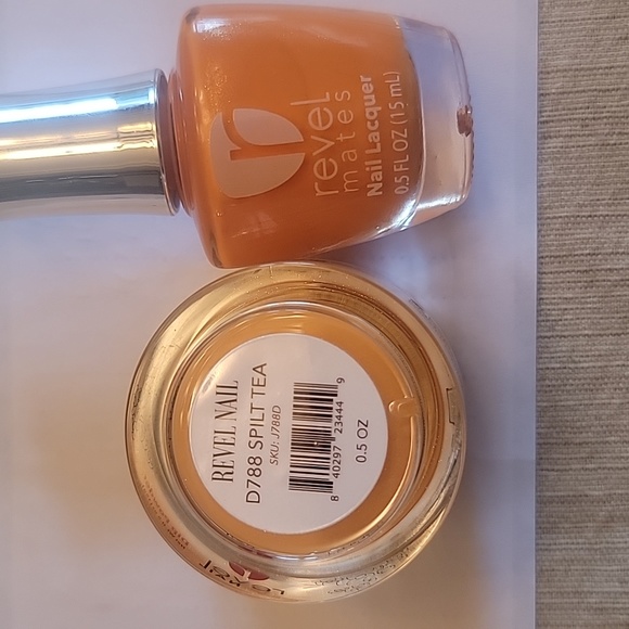 Revel dip powder and laquer - Picture 3 of 5